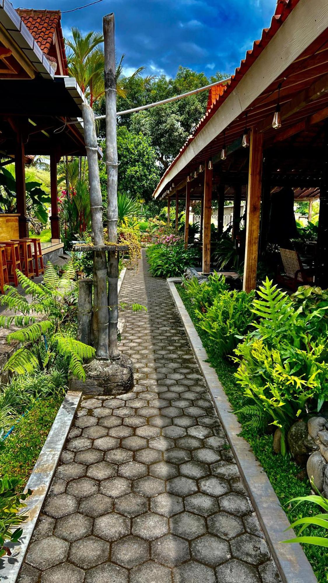 Oku Guest House Giri  Exterior foto